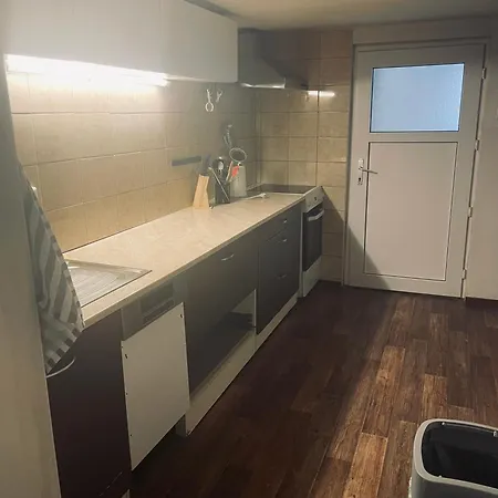 Rodinny Dum Se Zahradou - Pardubice Svitkov Villa Pardubice